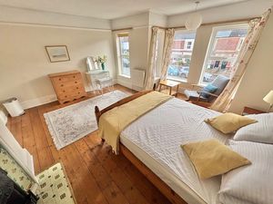 Photo 16- click for photo gallery